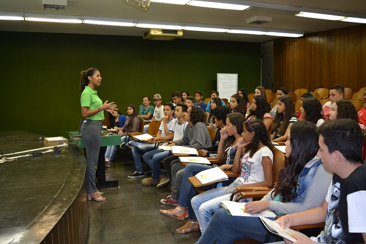 Alunos tiraram dúvidas sobre os cursos técnicos ofertados no câmpus